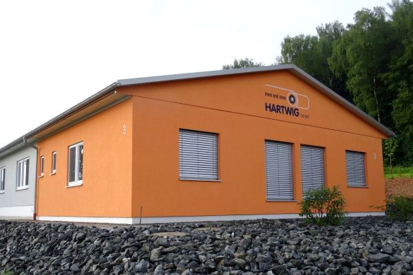 Fassadenbeschriftung Hartwig GmbH Rückseite