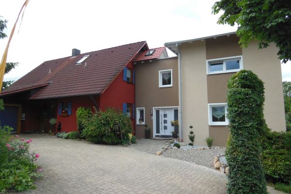 Fassadengestaltung Privathaus Aufseß
