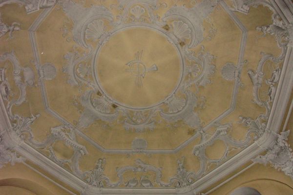 Stuckrestaurierung Thiergarten Schloss Vorzustand